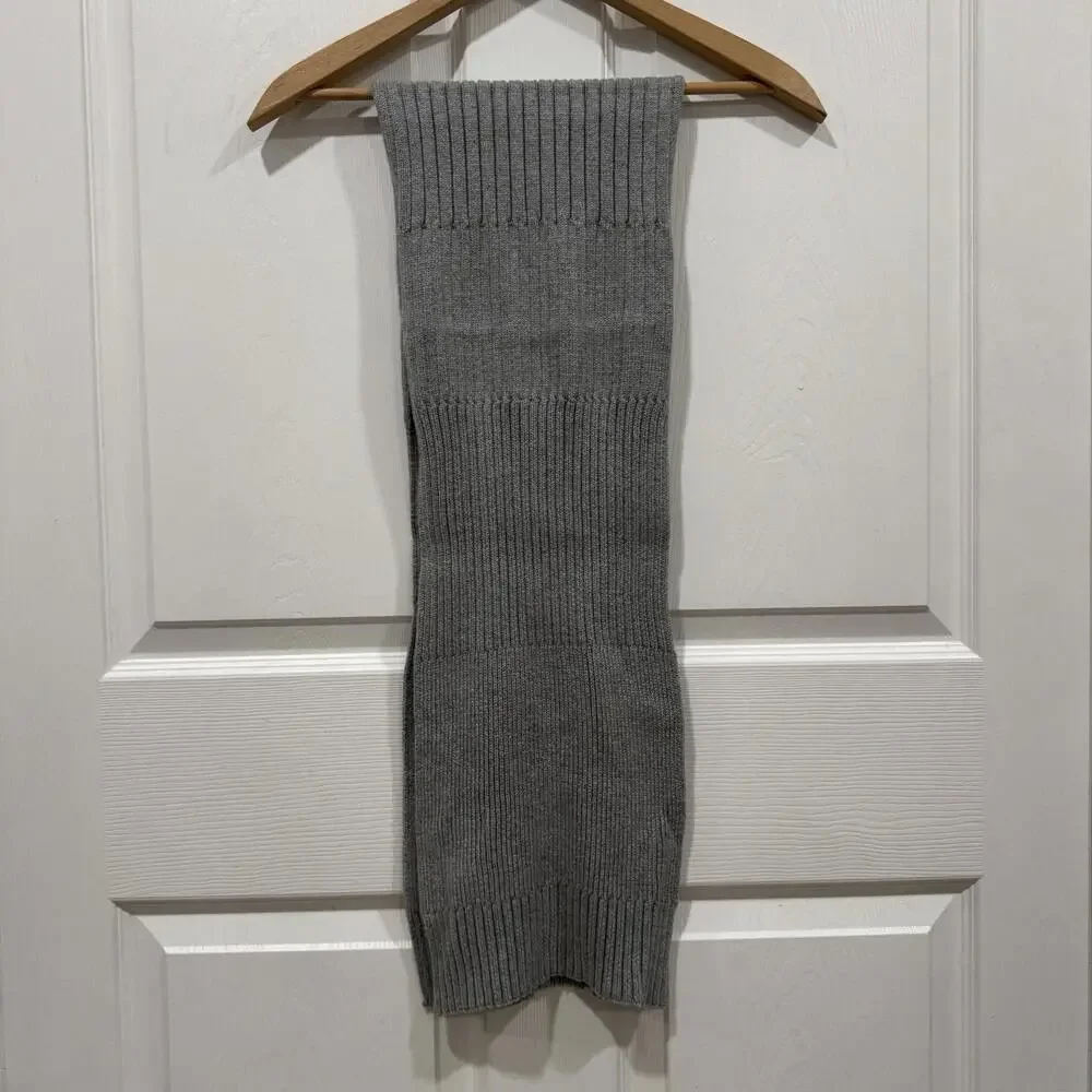 J. Lindeberg Women's Grey Cotton   Scarf Winter Comfy Cozy (55x10)‎
